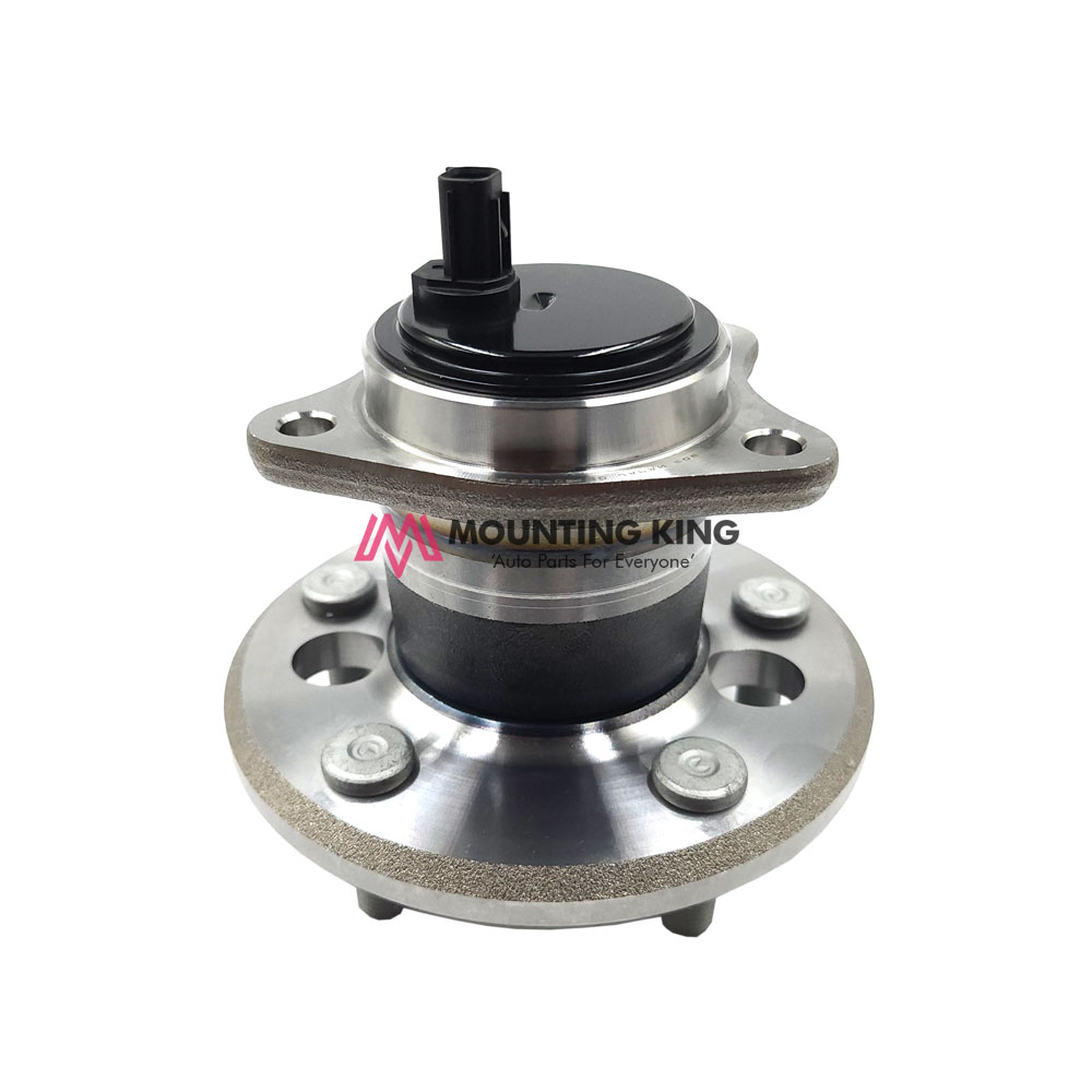 Rear Wheel Bearing Hub / Left